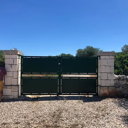 Trullo Ficoli * Ostuni