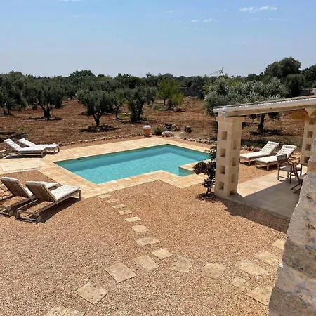 Trullo Ficoli * 오스투니